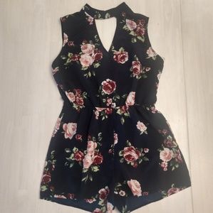 Mine Navy Blue romper with flowers H6